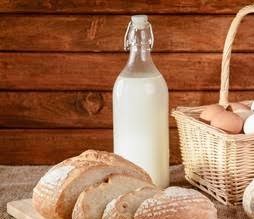 Breakfast Trio Deal Country loaf 700g, 2L Avonmore milk and 6 eggs large